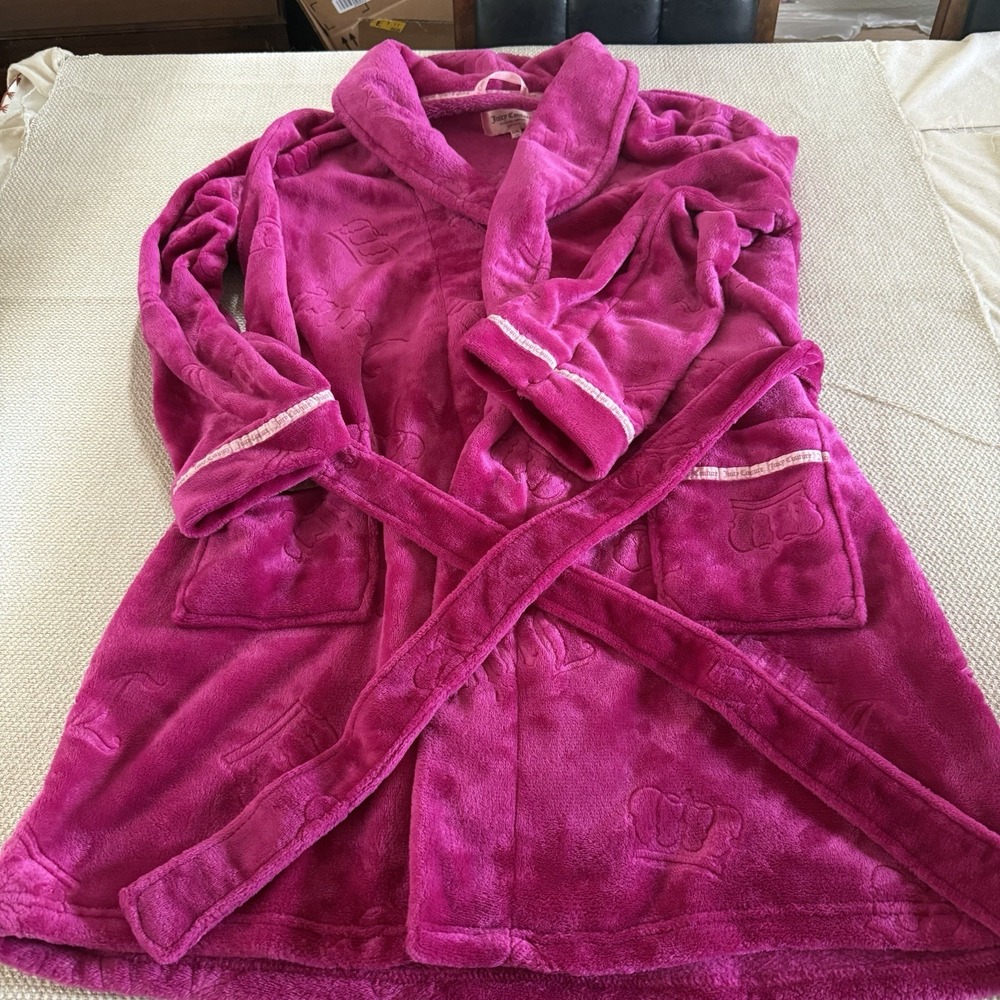 Juicy Couture Women's Pink Plush Belted Robe with Pockets Size L/XL - Picture 9 of 16